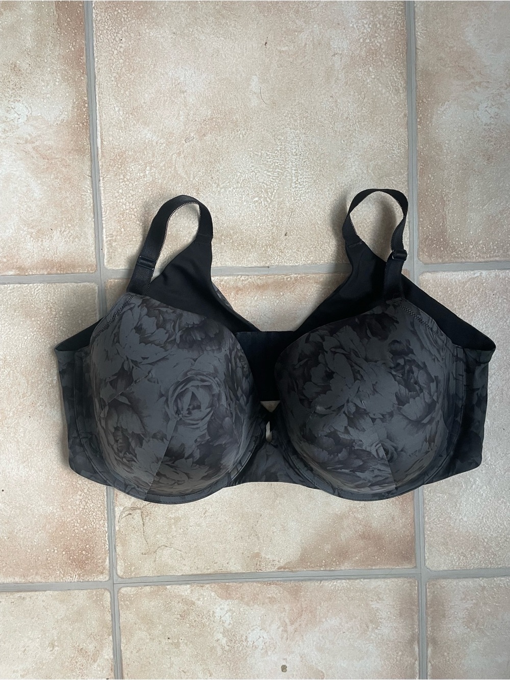 Torrid Curve black gray lace full coverage wide back straps underwire bra; 44DDD